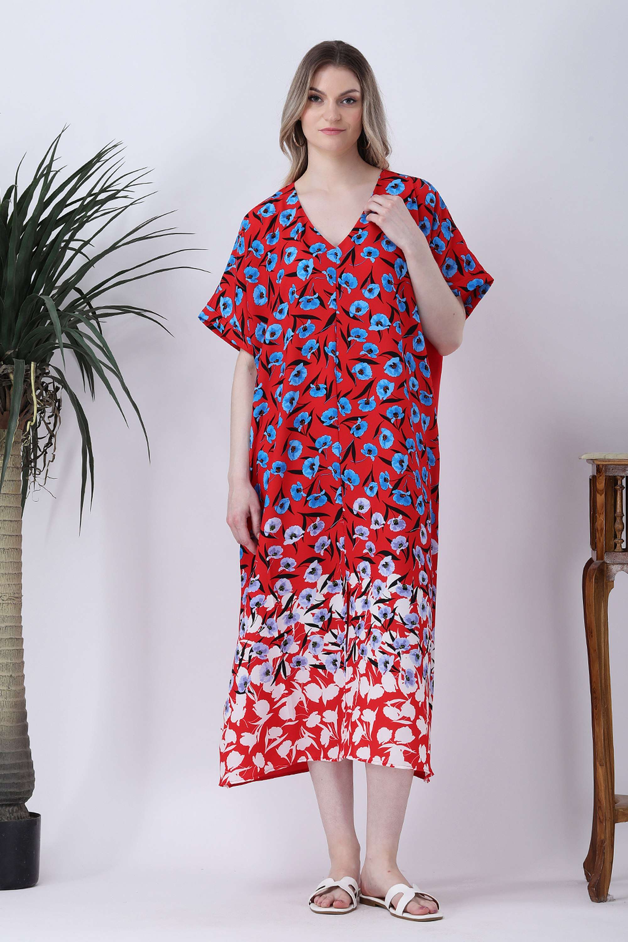 qurvii Floral V-Neck Crepe Women Dress-picture-34