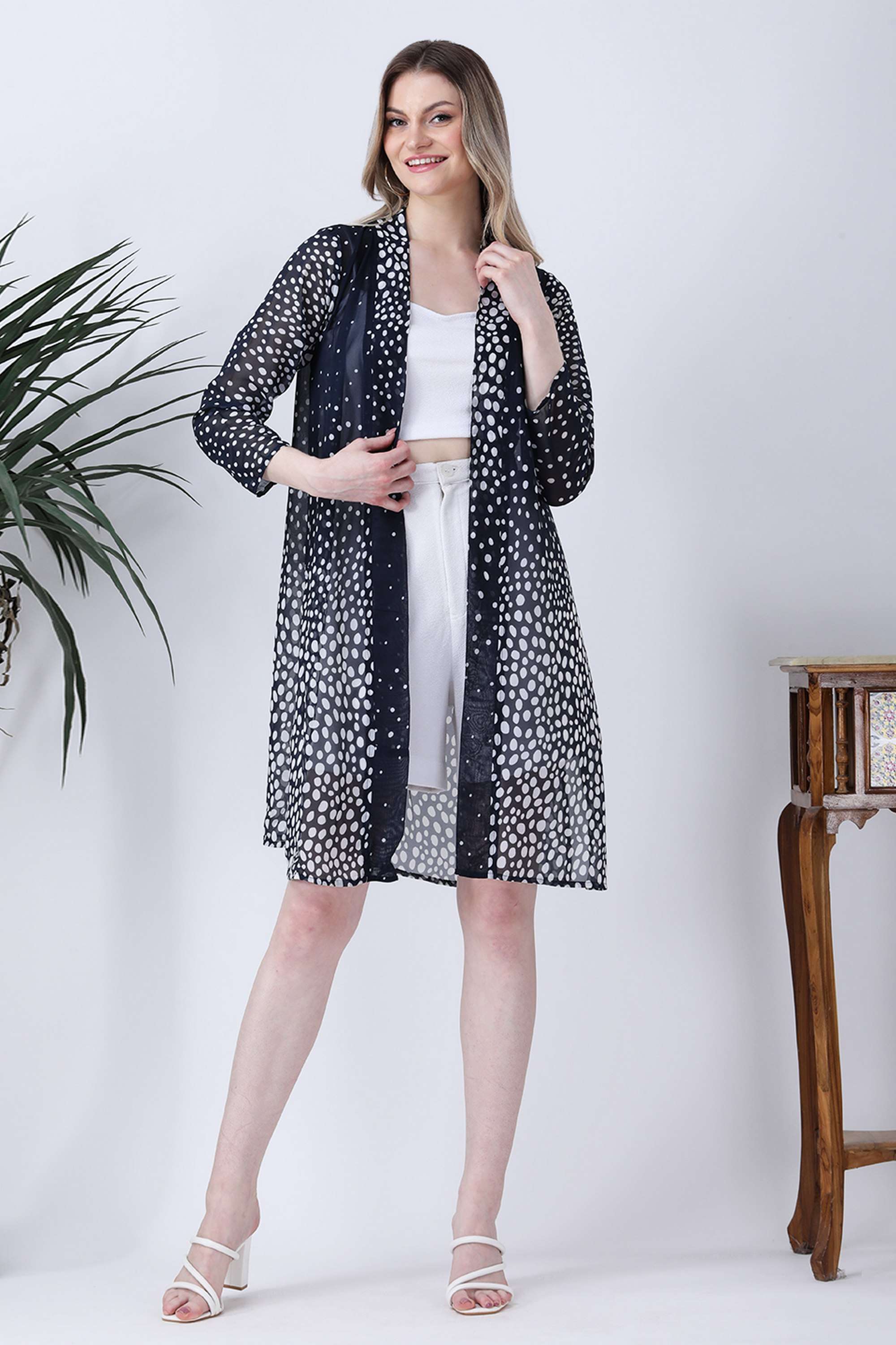 qurvii Navy polka long shrug-picture-19