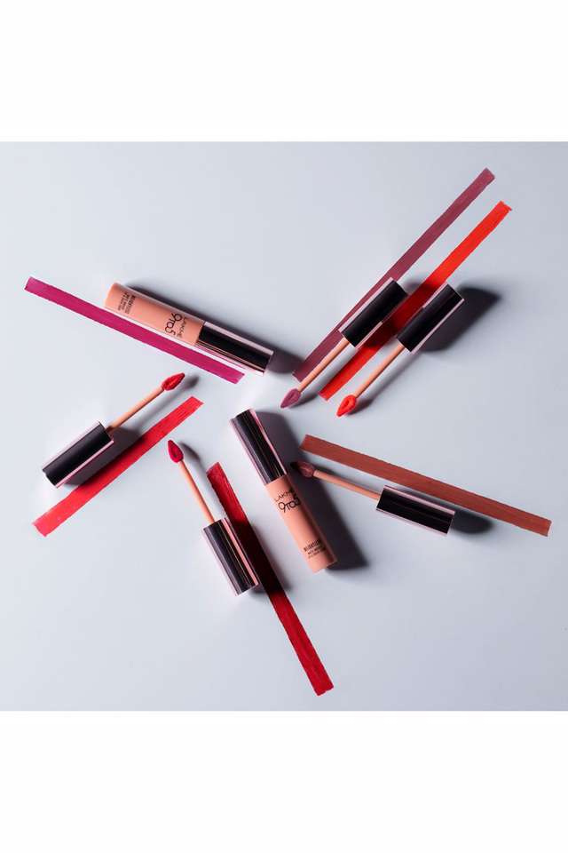 Lakme-9-to-5-Weightless-Mousse-Lip-&-Cheek-Color---Pink-Plush---9-g