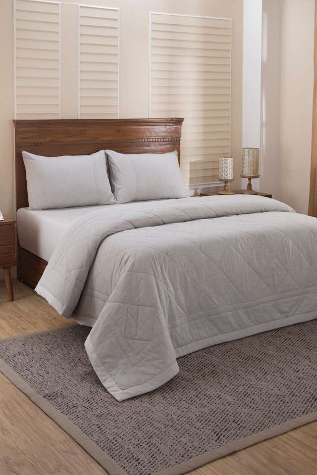 Cotsmere-Muted-Dot-Grey-125-GSM-Cotton-Double-Quilt