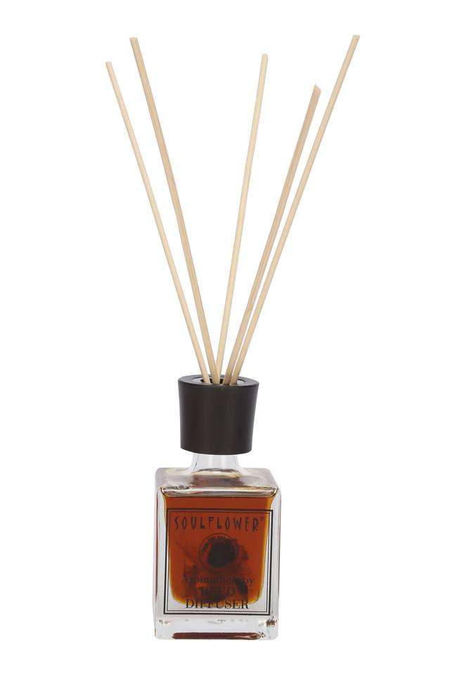 White-Oudh-Aromatherapy-Reed-Diffuser---100-ml