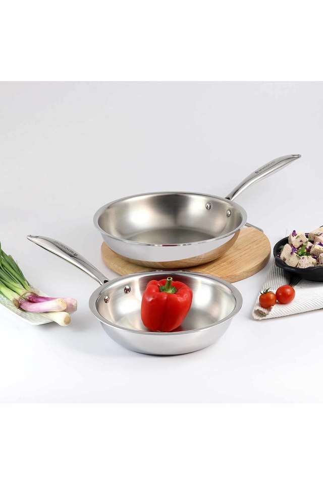 Nigella-Triply-Round-Metallic-Finish-Fry-Pan-with-Spoon---2-ltrs