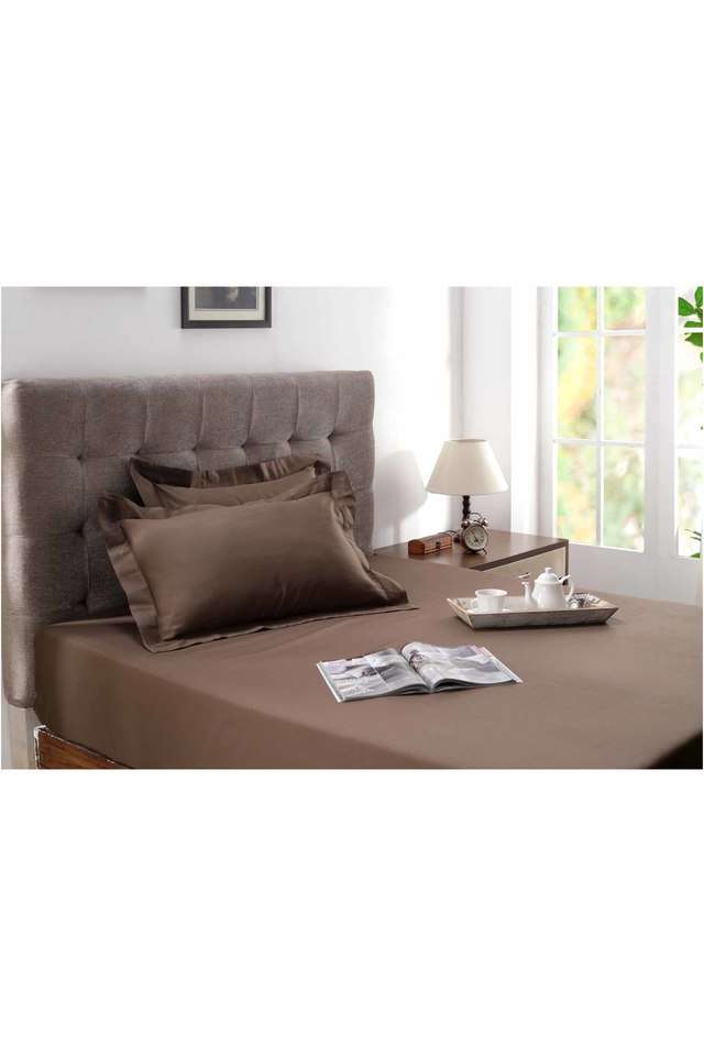 Colorart-200-TC-Cotton-Clemonte-Self-Jacquard-Brown-King-Bed-Sheet-With-2-Pillow-Covers