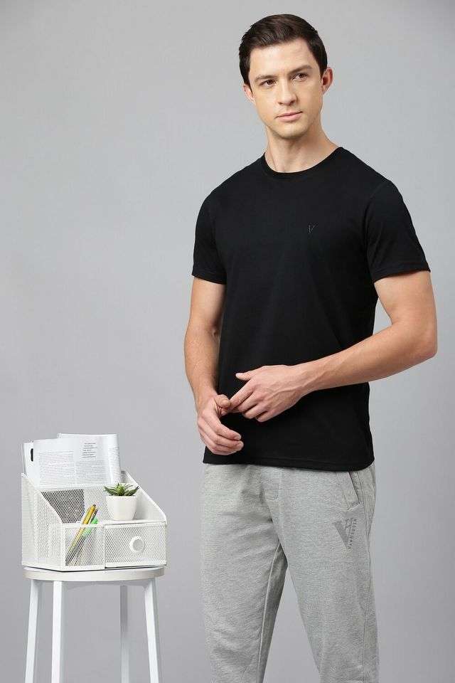 Solid-Cotton-Round-Neck-Men-s-T-Shirt