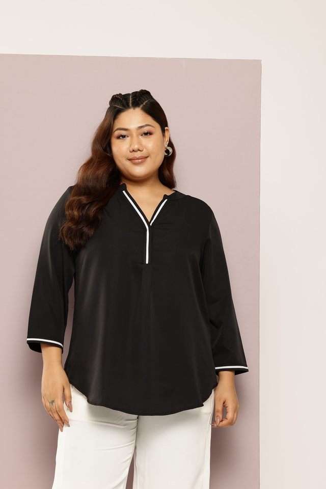qurvii Solid Crepe Collared Women Top-picture-17