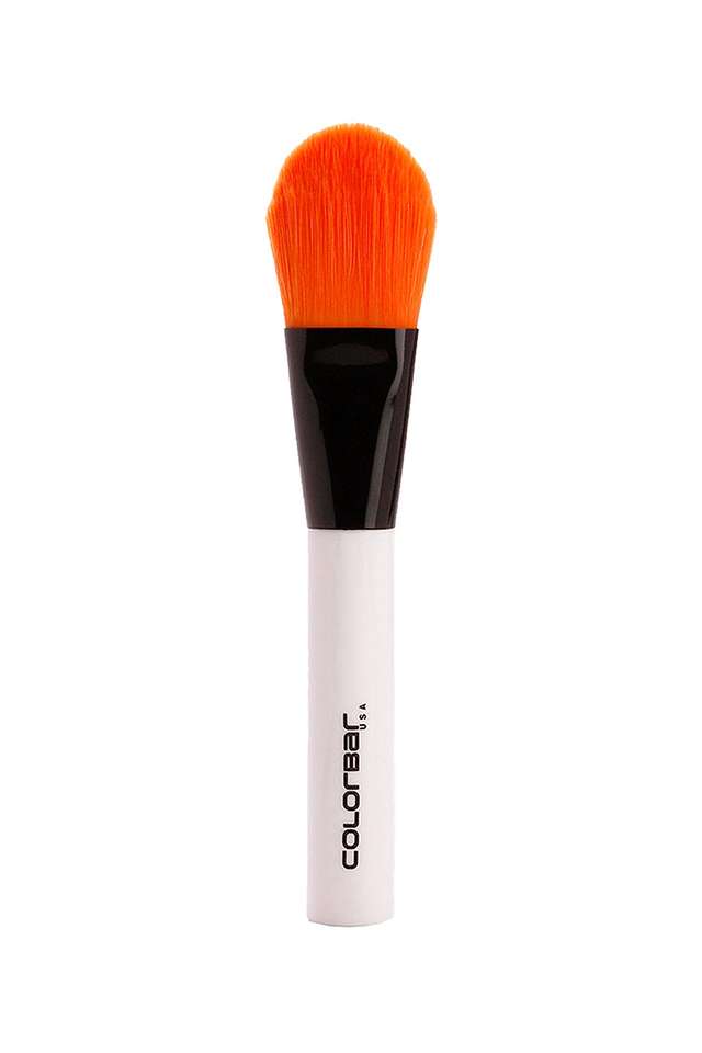 Picture-Perfect-Foundation-Brush
