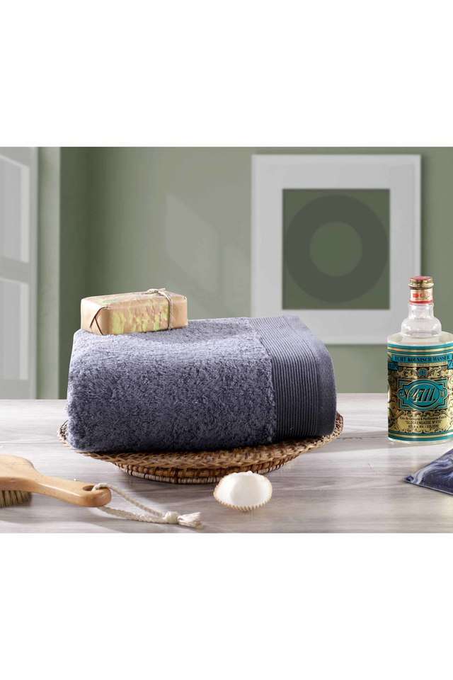 Embedded-Stripe-550GSM-Cotton-Grey-Solid-Hand-Towel