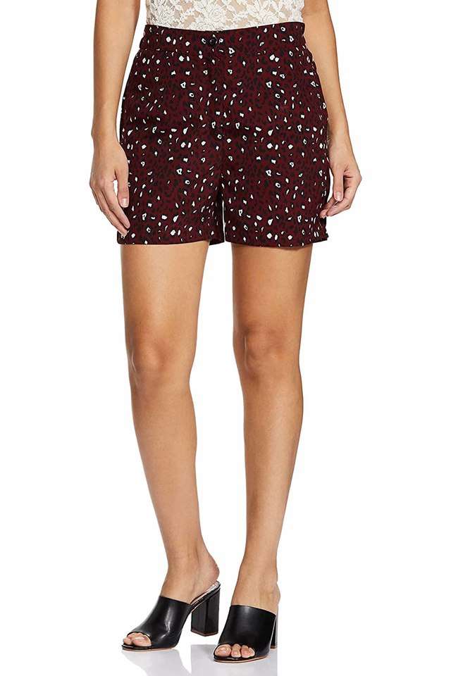 sera Women's Animal Print Mid-Rise Regular Shorts-picture-35