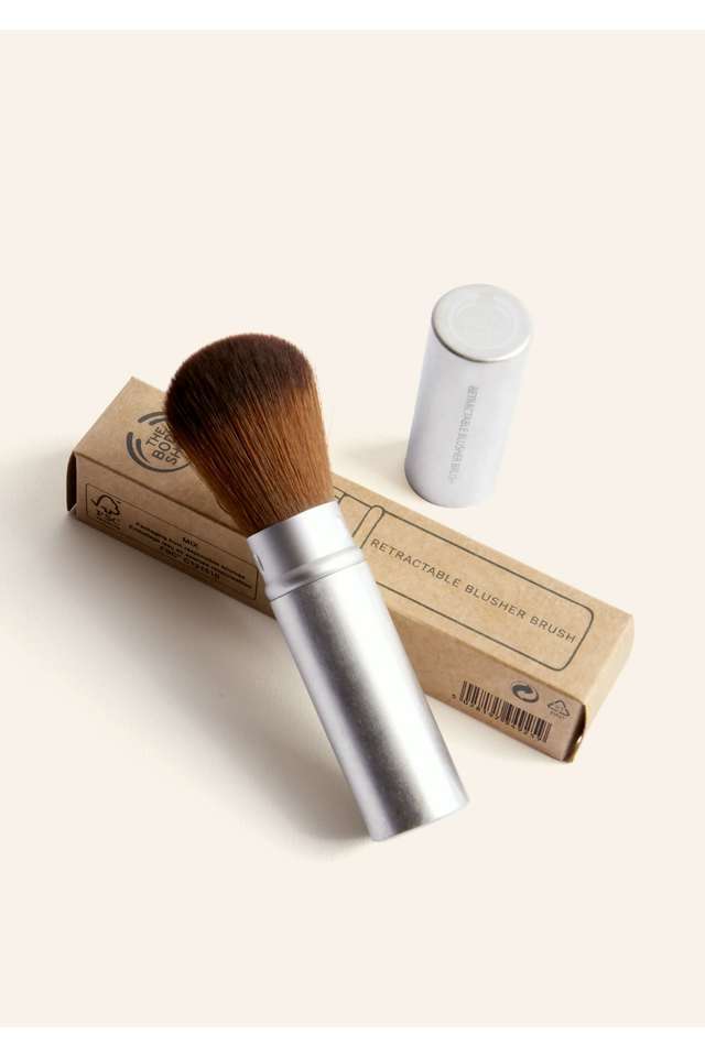 Brush-Retractable-Blusher