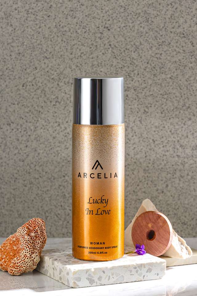 Lucky-In-Love-Perfumed-Deodorant-for-Women---200-ml -133-gm