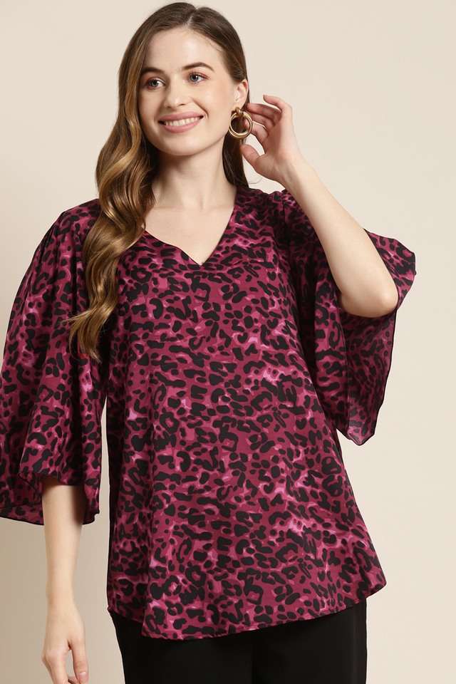 qurvii Animal Print Crepe V-Neck Women Top-picture-20
