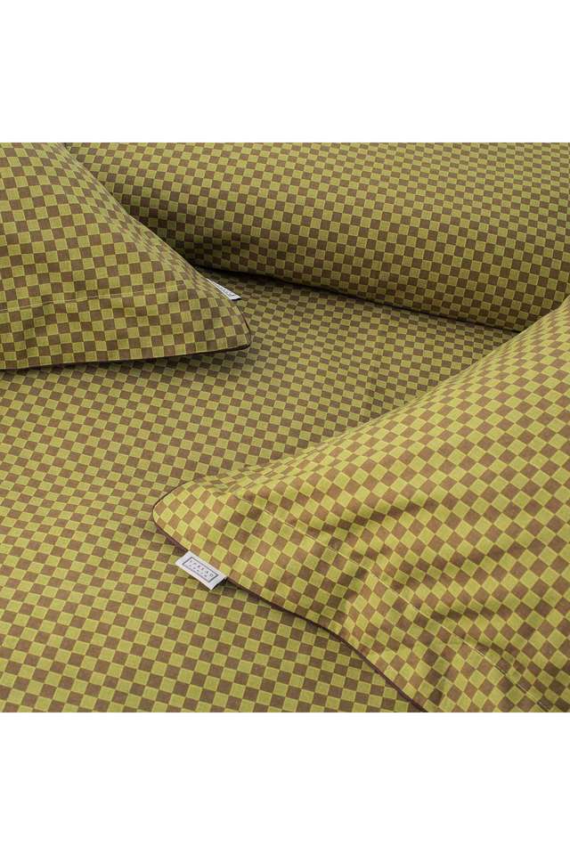 Yogalife-Cotton-Tokyo-500-TC-Double-Bed-Super-King-Size-Printed-Bedsheet-with-2-Pillow-Cases