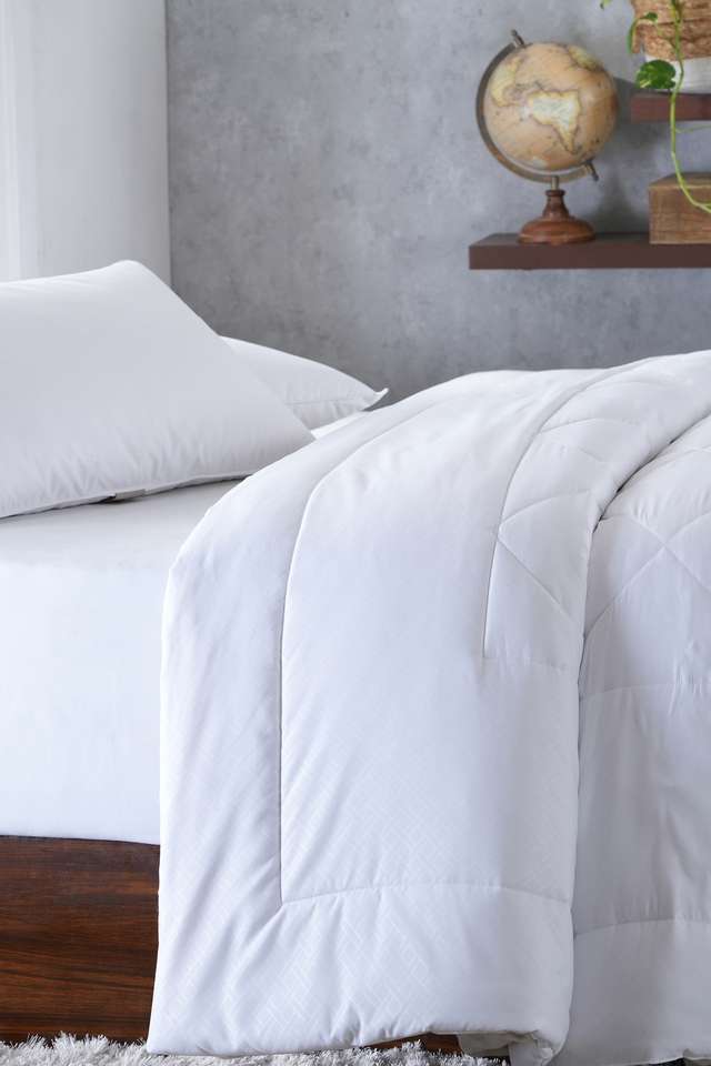 Essentials-Ravel-Embossed-King-200-GSM-White-Duvet