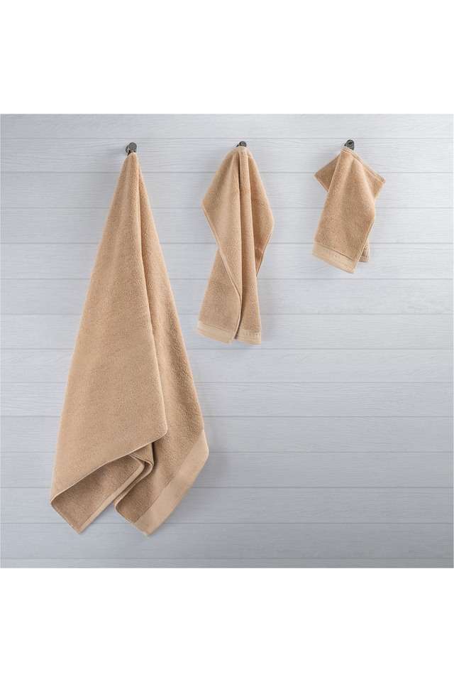 Resort-720-GSM-Cotton-Hand-Towel---Beige