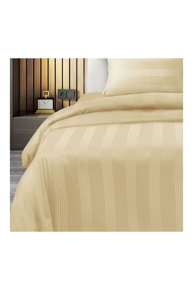 Barcode-100--Cotton-King-Size-Bedsheet-108-x-108-inches-with-2-Pillow-Covers-450-TC---Gold