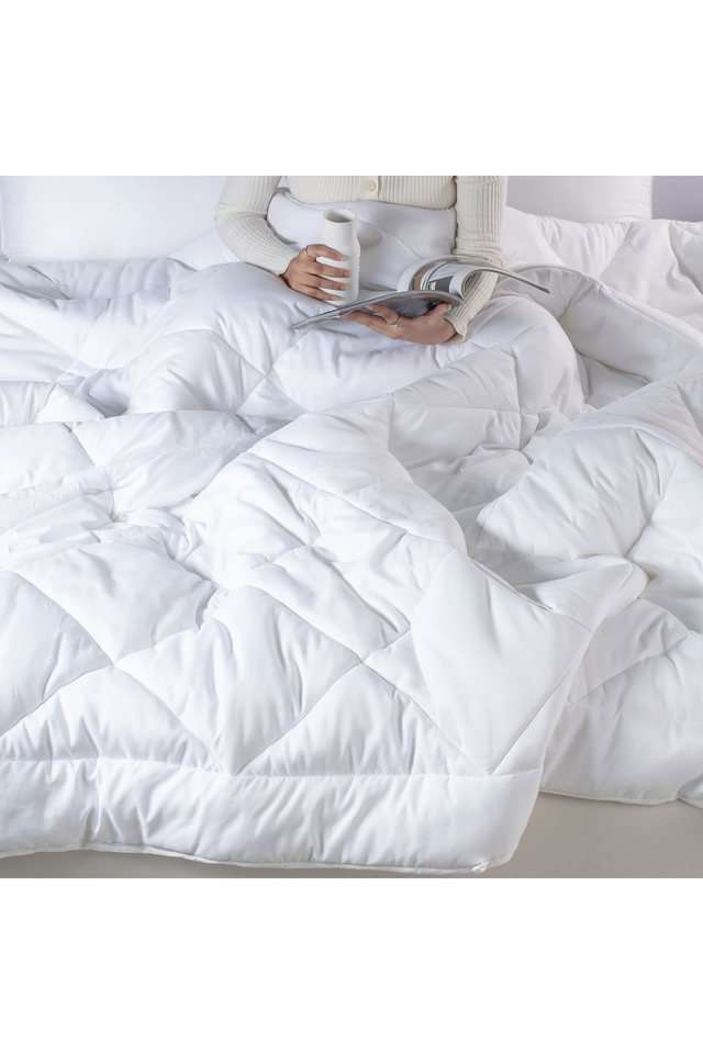 Mushy-Microfiber-350-GSM-Extreme-Winters-Quilt---Lightweight-&-Breathable-(White -Double -90-x-108-Inches)