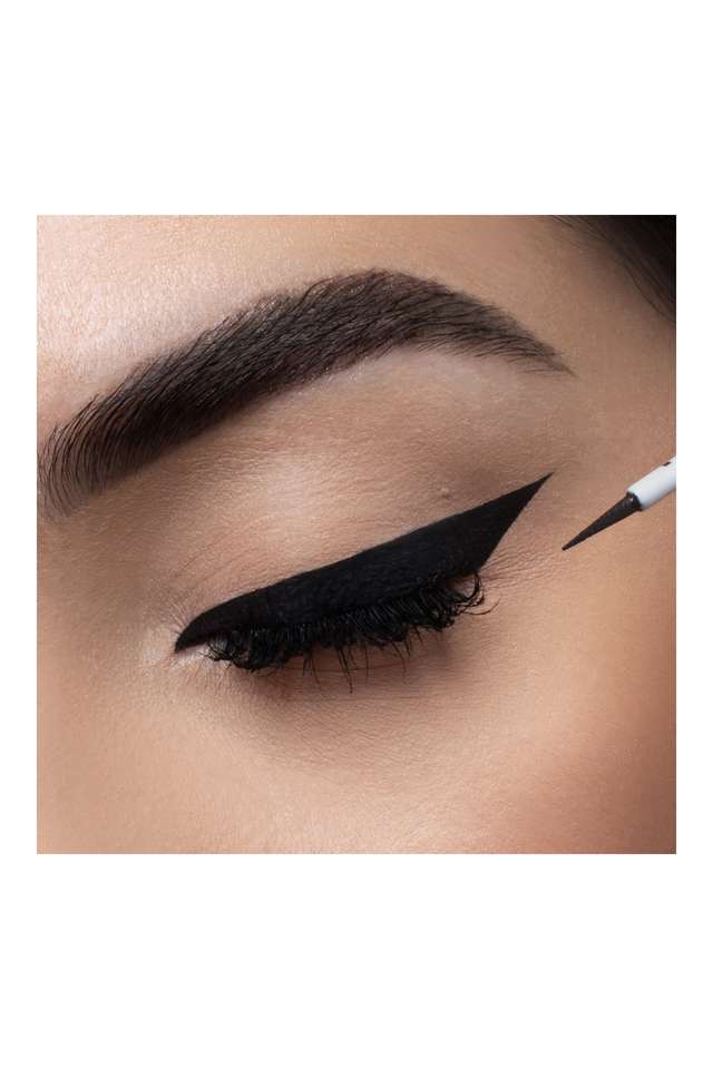 Semipermanent-Eyeliner---Long-Lasting-Water-Resistant---Real-Brown
