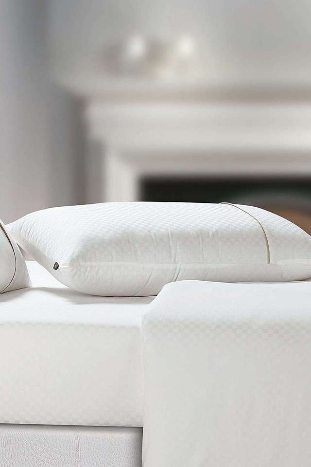 100--Cotton-Oxford-400-Thread-Count-1-Pc-Large-Decorative-Pillow-Insert -Geometric-Pattern -22-X-34---White