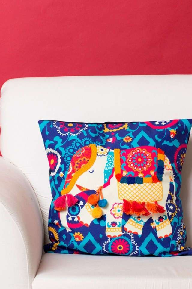 Carnival-Elephant-Tassel-Cushion-Cover