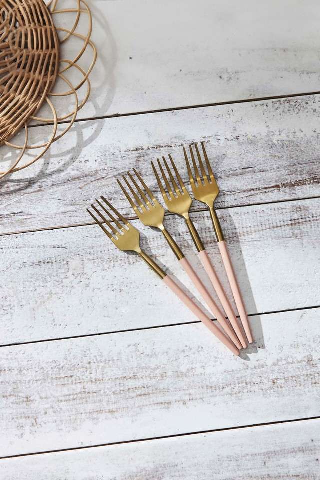 Essentials-Meal-Forks-Pink---Set-of-4