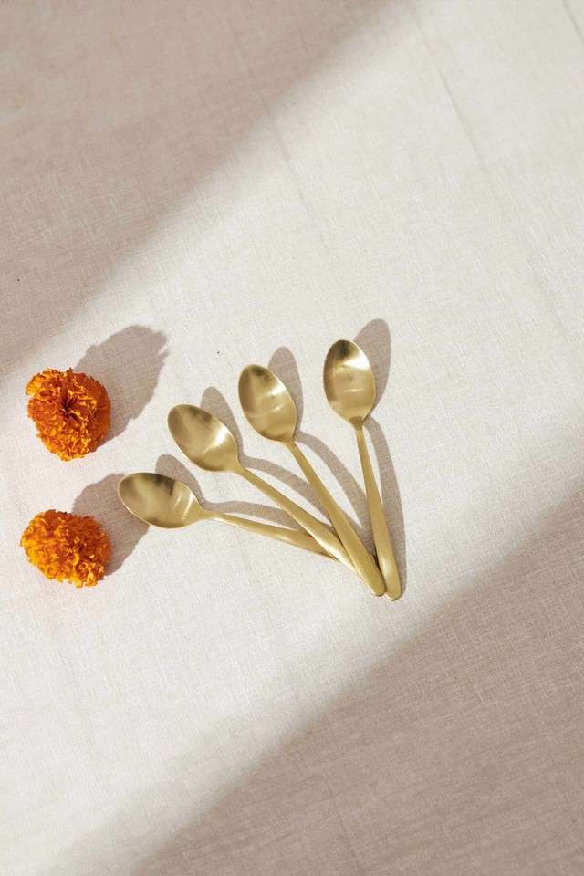 Classic-Gold-Dessert-Spoons---Set-of-4
