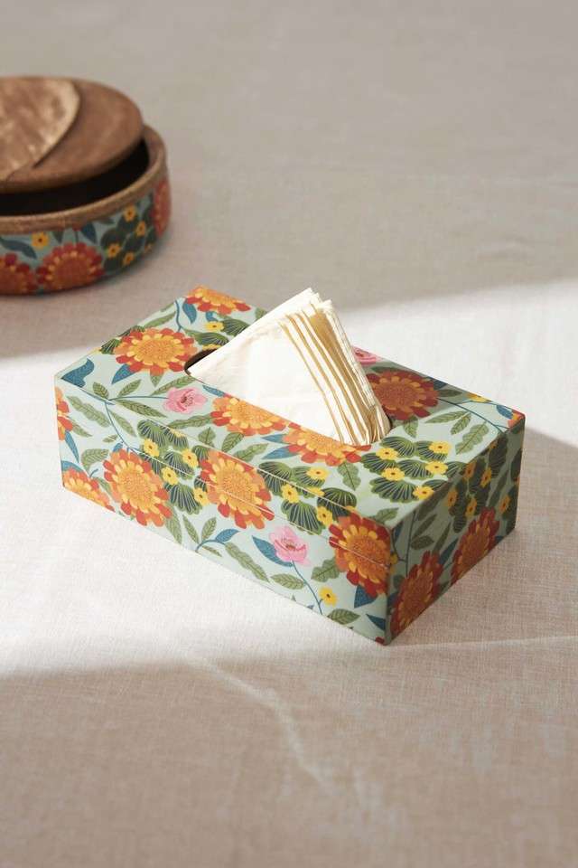 Marigold-Tissue-Box---Wood