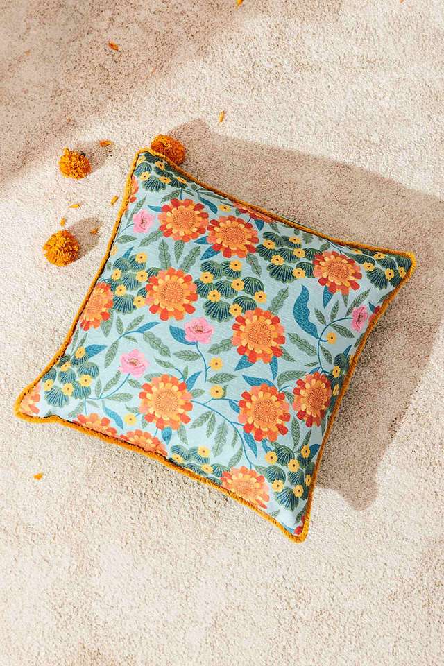 Marigold-Cushion-Cover