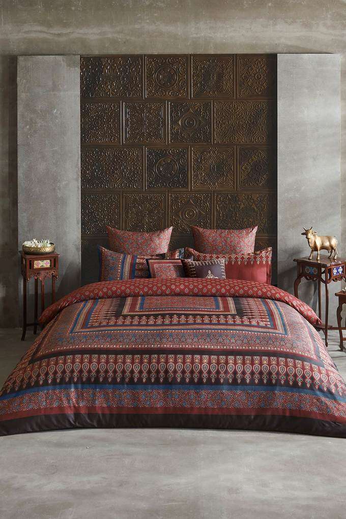 210-TC-Cotton-Classic-King-Double-Bedsheet-with-1-Duvet-Cover -4-Pillow-Covers -2-Cushion-Covers