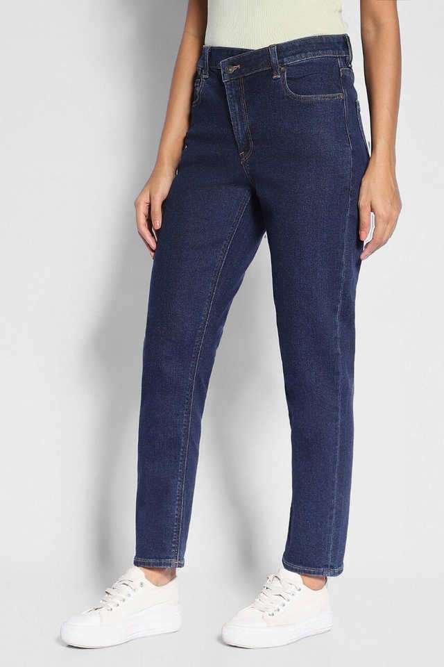 Mid-Rise-Light-Wash-Cotton-Mom-Fit-Women-s-Jeans