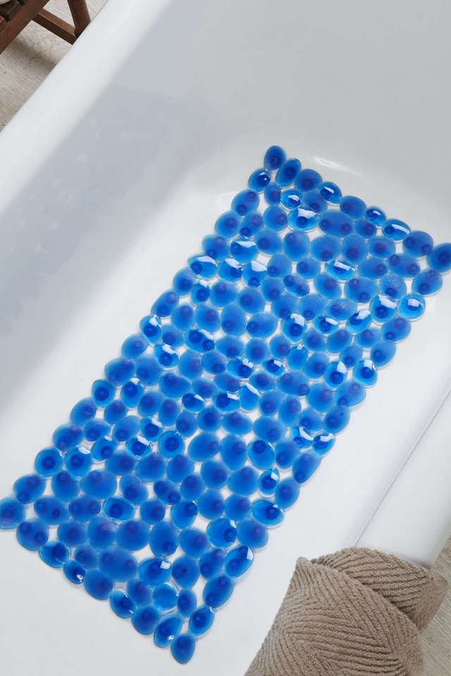 Cobble-Shower-Bathmat-36-x-75