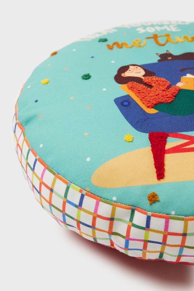 Treat-Yourself-Shaped-Cushion