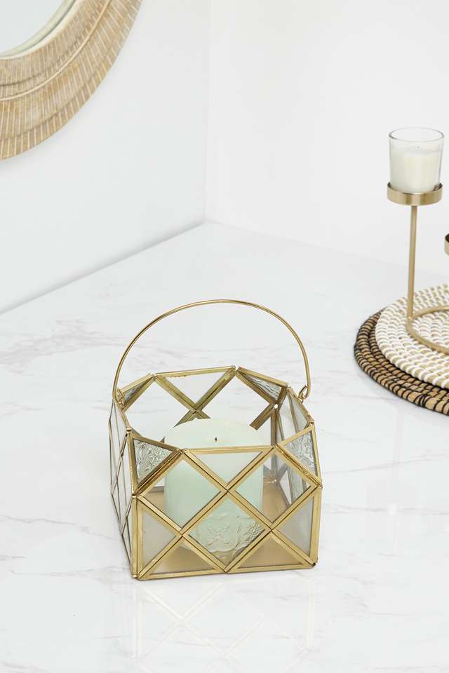 Glass-Facted-Table-Accent