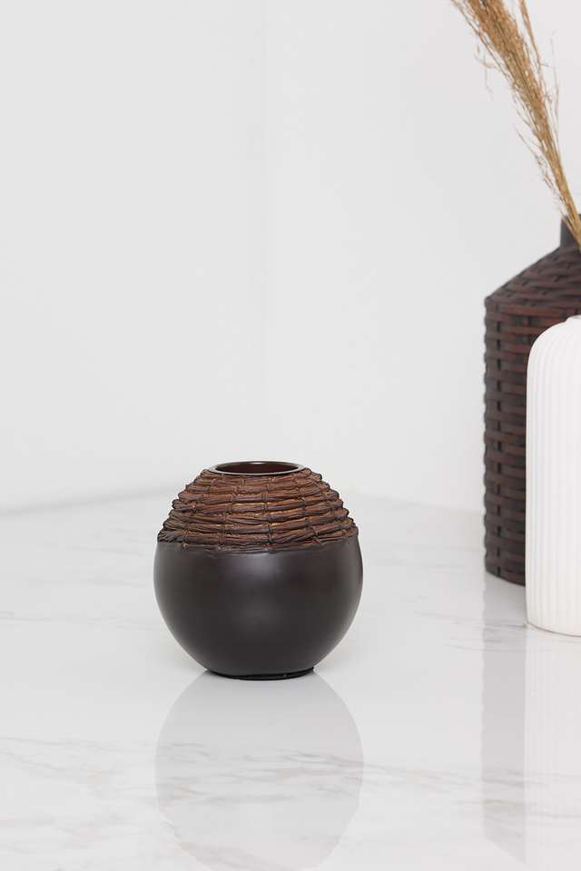 Melange-Polyresin-Candle-Holder