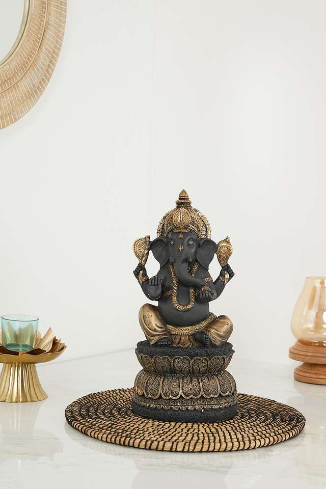 Screne-Ganesha-Figurine-Black-Gold