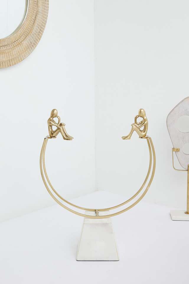 Moonlight-Men-Arch-Figurine