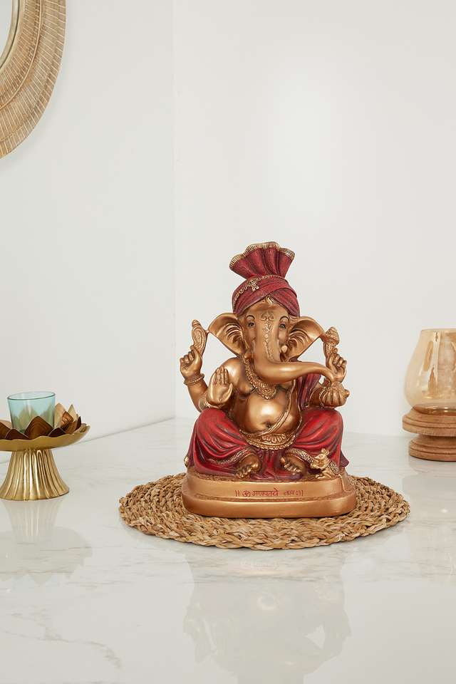 Screne-Pheta-Ganesha-With-Inscripted-Base