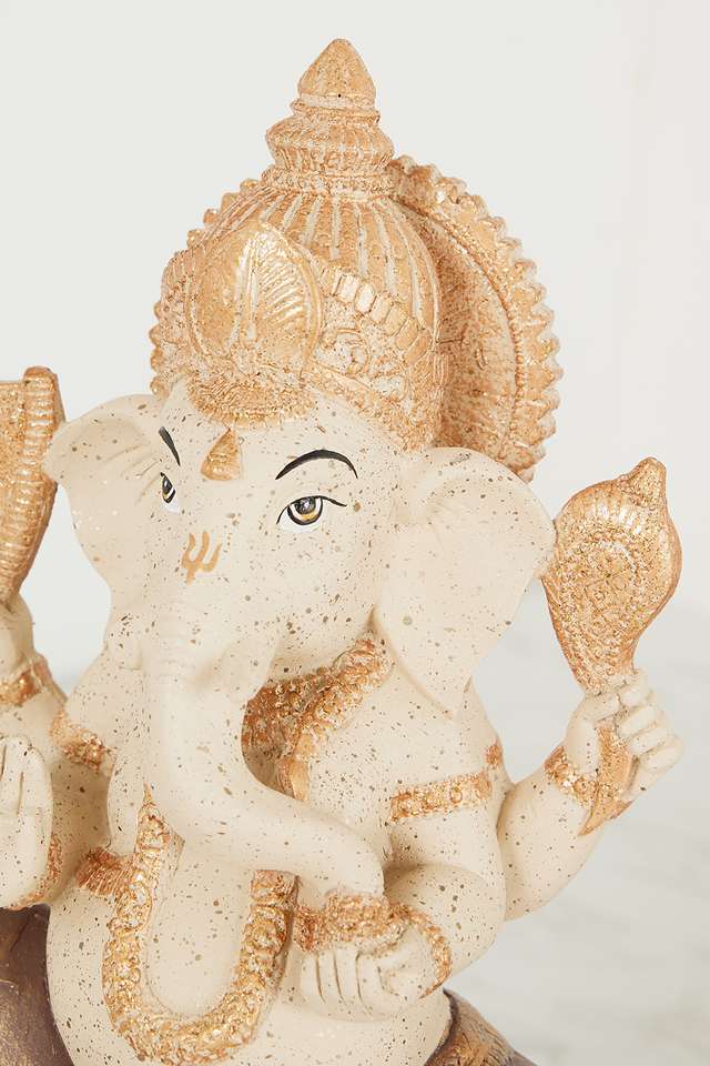 Screne-Ganesha-Figurine-Copper