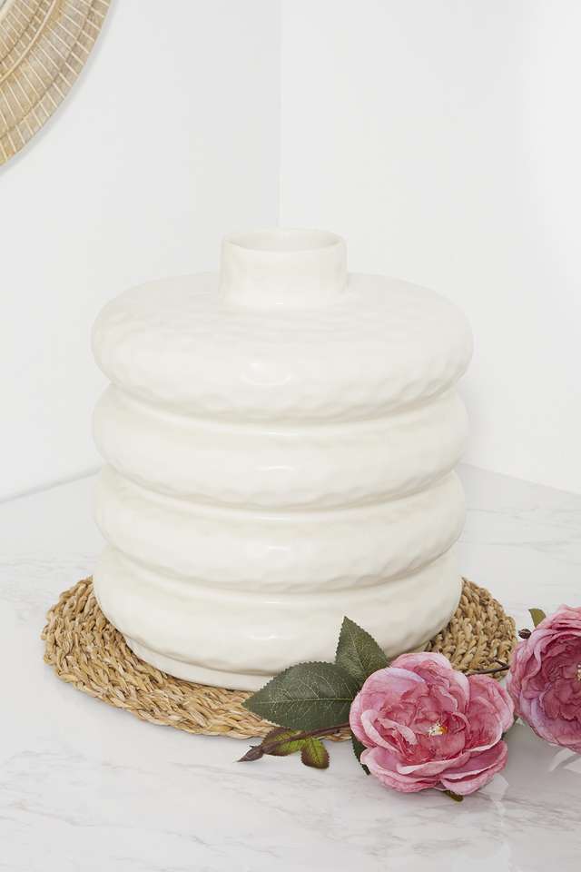 Contempory-Glam-Tabletop-Vases-White