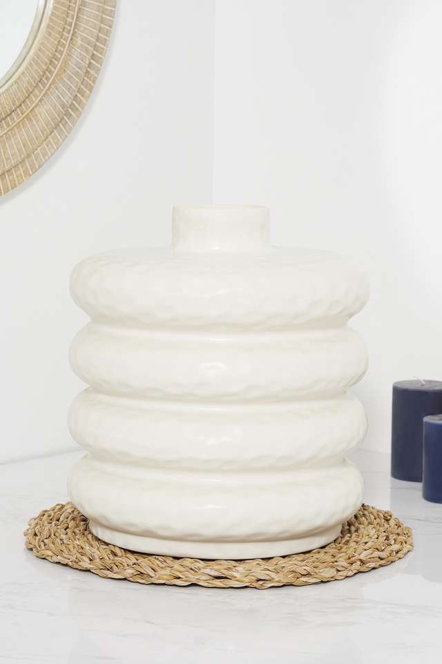 Contempory-Glam-Tabletop-Vases-White