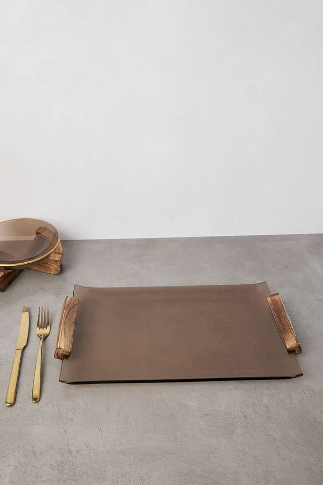 Aura-Tray-With-Wooden-Handle
