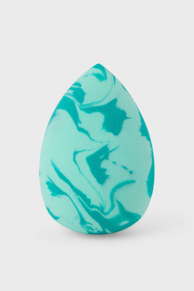 Marable-Dew-Drop-Beauty-Blender