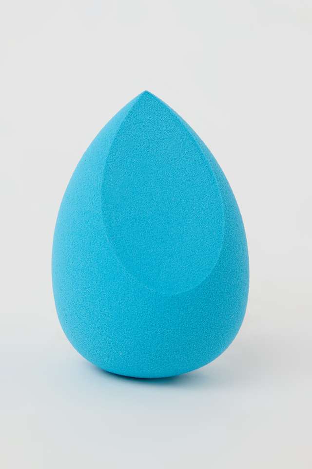 Slant-Cut-Beauty-Blender