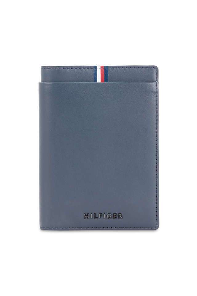 Drammen-Leather-Formal-Men-s-Passport-Holder