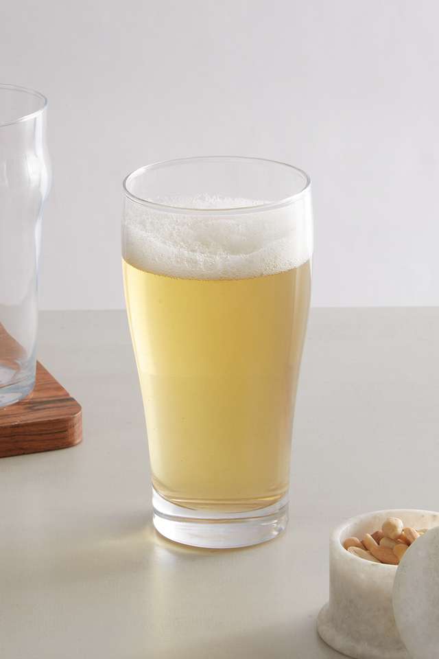 Classic-Pilsner-Beer-Mug-620-ml