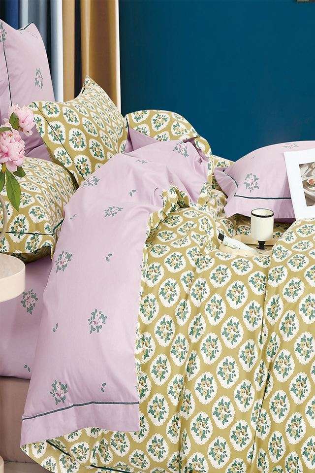 Cotton-Four-Seasons-350-TC-Double-Bed-Super-King-Size-Printed-Bedsheet-with-2-Pillow-Covers(Size-108-x-108-inches)-Color-FSXL-40214