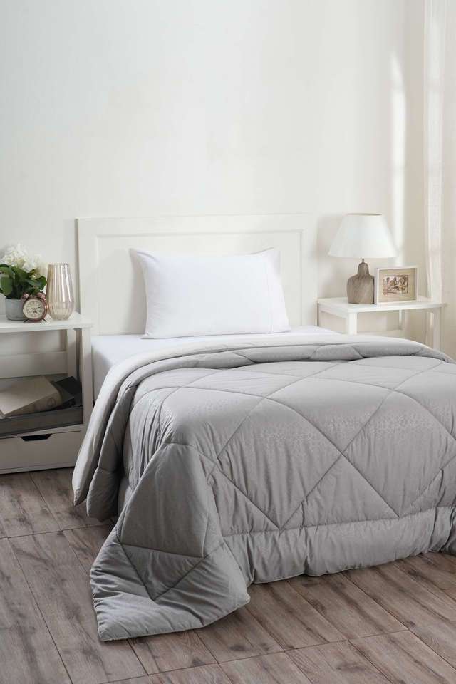 Hermosa-Glister-Pebble-Ash-Single-Quilt