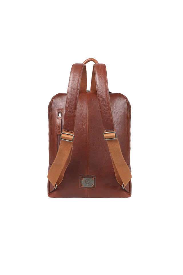 Mao-02-Gaucha-Men-s-Backpack