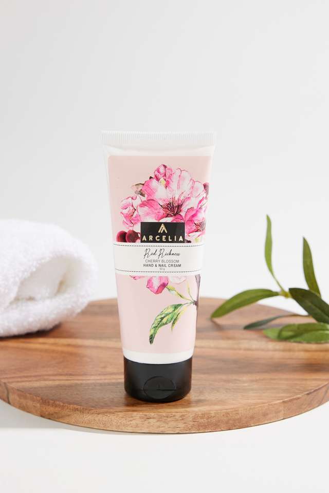 Red-Richnes-Hand-and-Nail-Cream---Cherry-Blossom