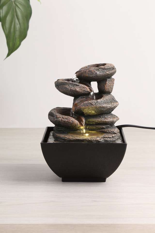 Dripping-Pot-Abstract-Fountain