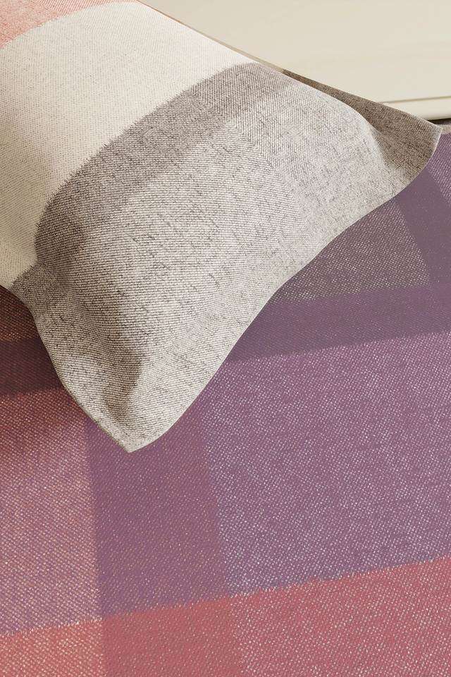 300-TC-Cotton-Geometric-King-Double-Bedsheet-with-2-Pillow-Covers